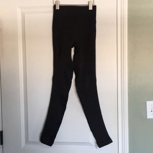 Black Lululemon Zone In Leggings